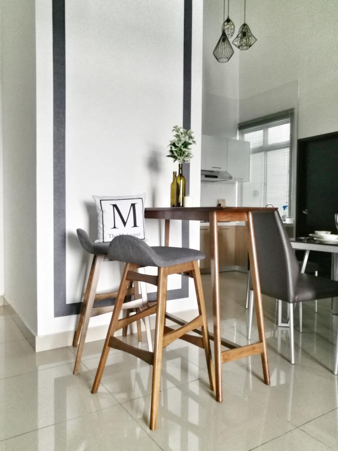 The Loft Apartment Kangkar Teberau Екстериор снимка